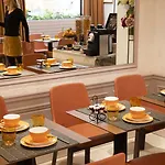 Vaneau Saint Germain Hotel Paris